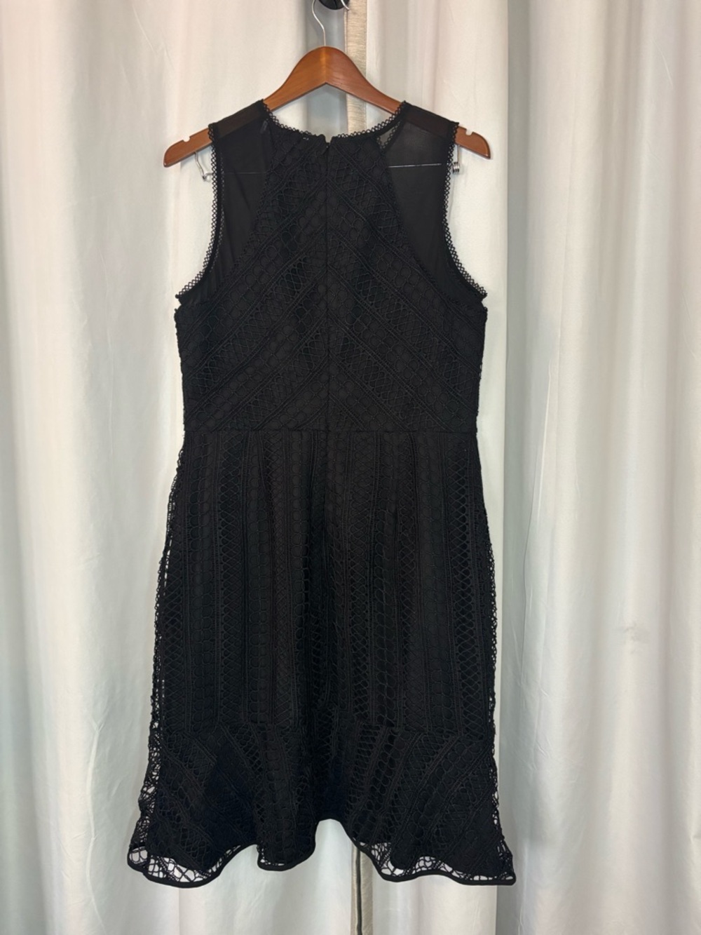 Adelyn Rae Black Sleeveless Lace A-Line Mini Dress - Picture 3 of 14